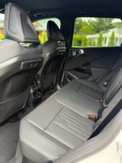 Tylna kanapa BMW X3 xDrive 2026 - przestronne wnętrze SUV-a premium
